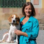 Kicki Fellstenius och beaglen Tage